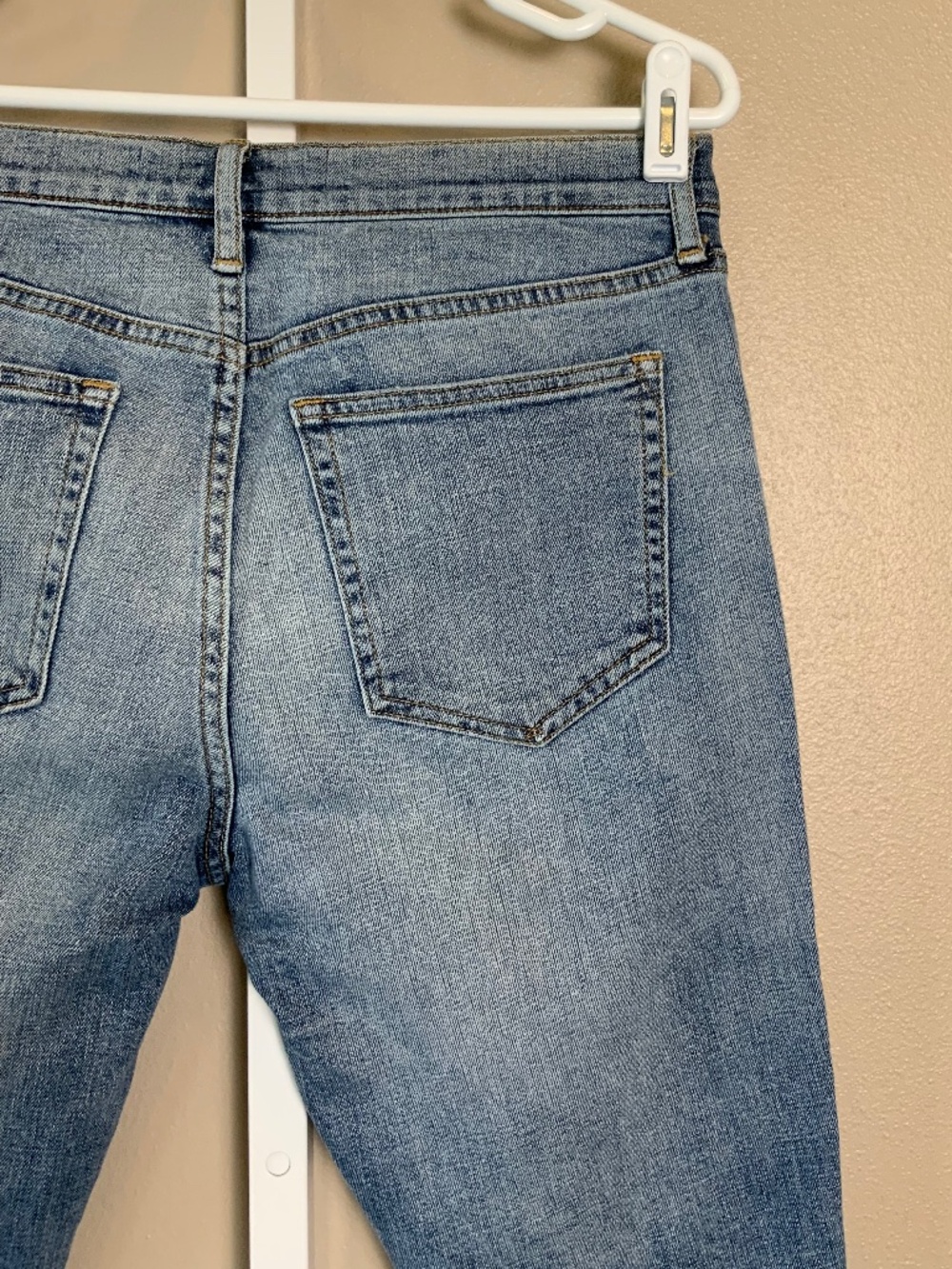 GAP AUTHENTIC 1969 Embroidered Best Girlfriend Jeans - Picture 14 of 16